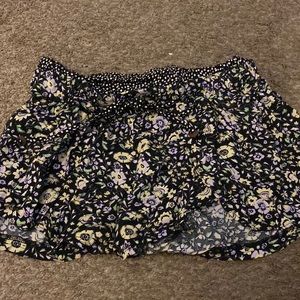 Comfy airy shorts flower design
